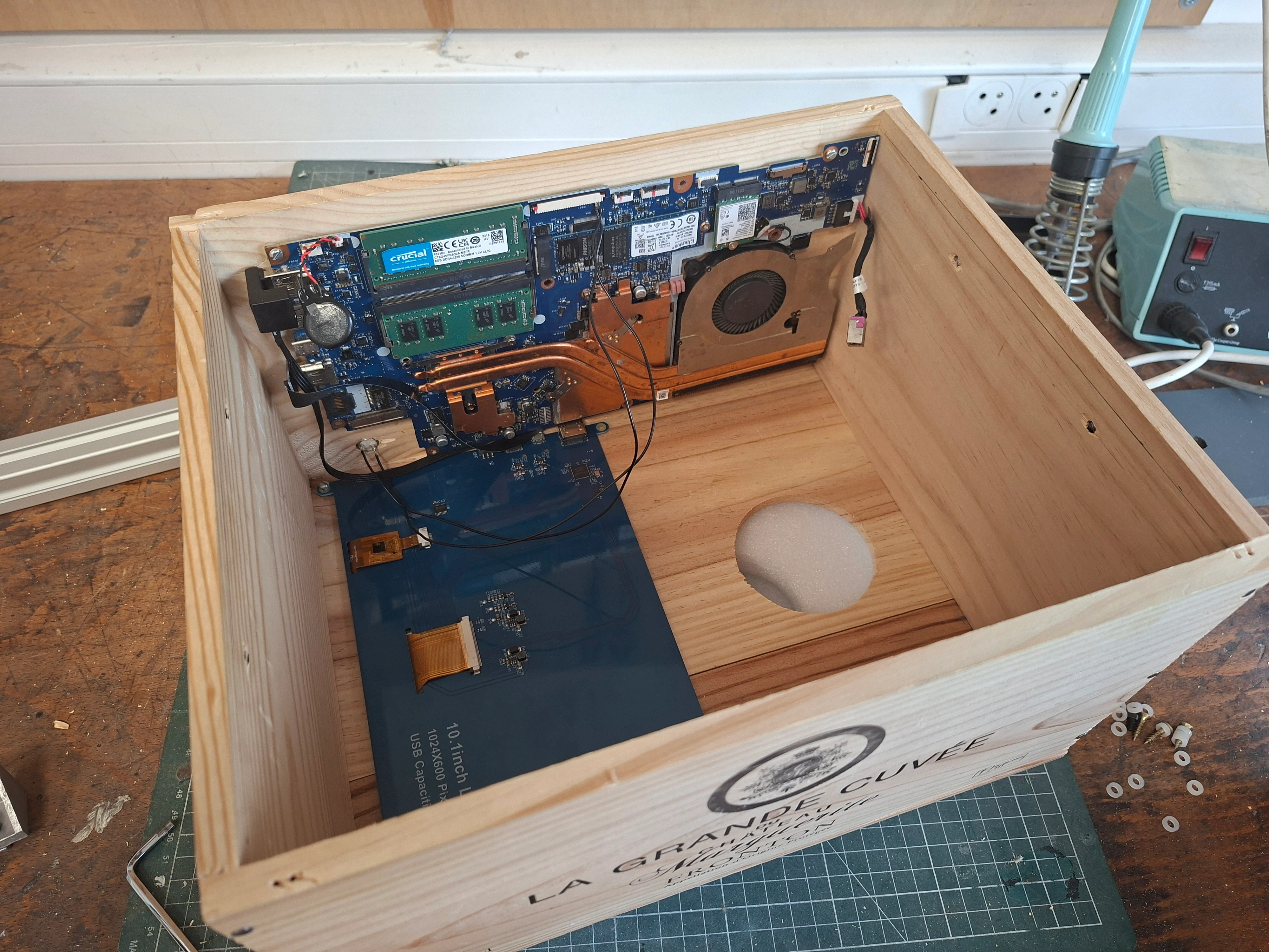 Internal frame